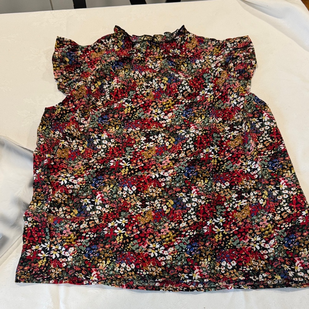 SHEIN Multicolor Floral Top with Ruffle Detail